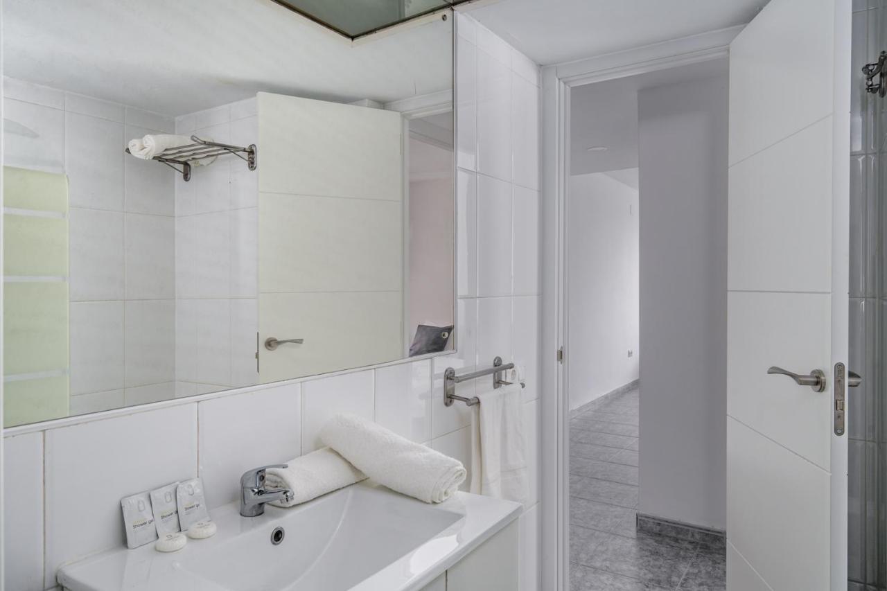Flat With Pool In By Costarentals - Ref 171